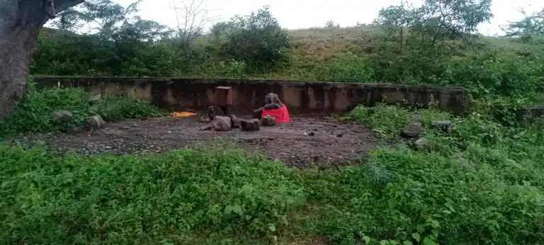 Arulmigu Erulappasamy Temple, Thadaiyampatti - 625535