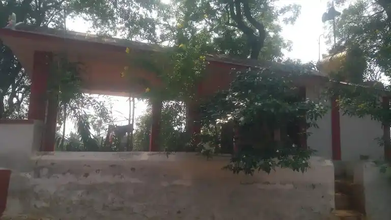 Arulmigu Esakkiamman Temple, Chithamparapuram - 627501 அருள்மிகு இசக்கியம்மன் திருக்கோயில், Chithamparapuram - 627501, Tirunelveli - Ancient Temple Architecture and History Image 2