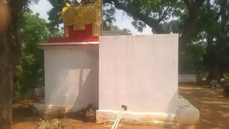 Arulmigu Esakkiamman Temple, Chithamparapuram - 627501 அருள்மிகு இசக்கியம்மன் திருக்கோயில், Chithamparapuram - 627501, Tirunelveli - Ancient Temple Architecture and History Image 3