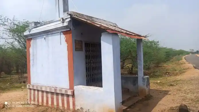 Arulmigu Esakkiamman Temple, Manakkarai - 628601 அருள்மிகு இசக்கியம்மன் திருக்கோயில், Manakkarai - 628601, Thoothukudi - Ancient Temple Architecture and History Image 4