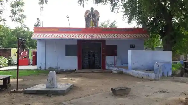 Arulmigu Esakkiamman Temple, Palayamkottai - 627002 அருள்மிகு இசக்கியம்மன் திருக்கோயில், Palayamkottai - 627002, Tirunelveli - Ancient Temple Architecture and History Image 2