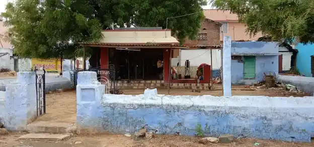 Arulmigu Esakkiamman Temple, Seerakulam, Kallidaikurichi - 627416