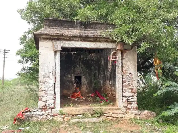 Arulmigu Esakkiamman Temple, Vellalankulam - 627012