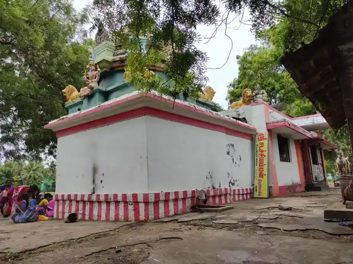 Arulmigu Esakkiyamman Temple, Thanneerpalli - 639107
