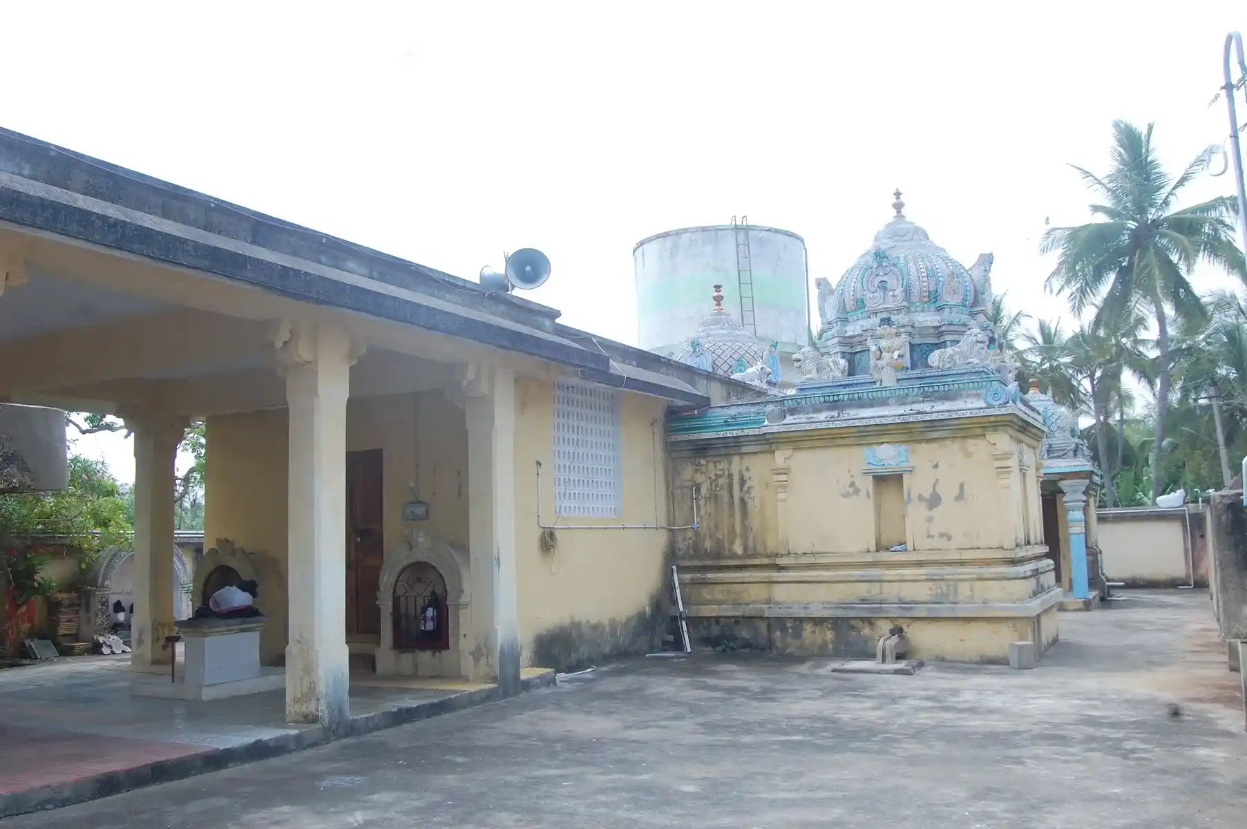 Arulmigu Esamhareswarar Temple, Koorathangudi - 610207 Temple