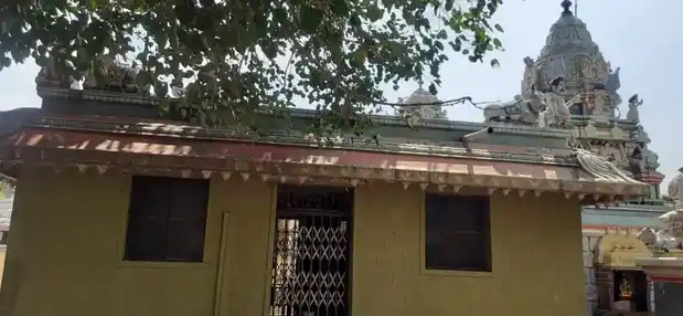 Arulmigu Eshanaatheeswarar Temple, Esanatham - 639203 அருள்மிகு ஈசநாதீஸ்வரர் திருக்கோயில், Esanatham - 639203, Karur - Ancient Temple Architecture and History Image 4