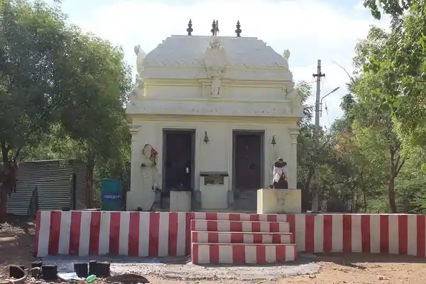 Arulmigu Essakiamman Temple, Village Out Side, Thonidurai - 627351