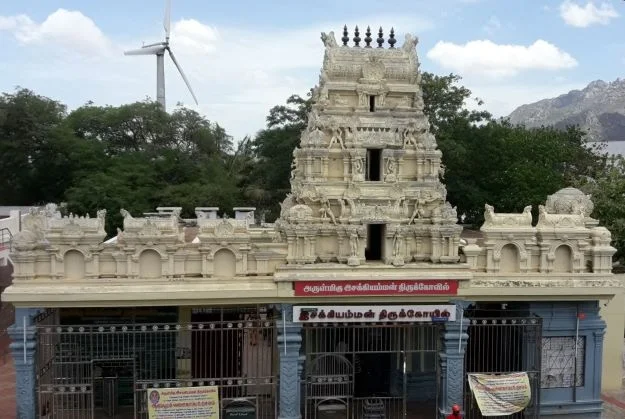 அருள்மிகு இசக்கியம்மன் திருக்கோயில், முப்பந்தல் - 629301