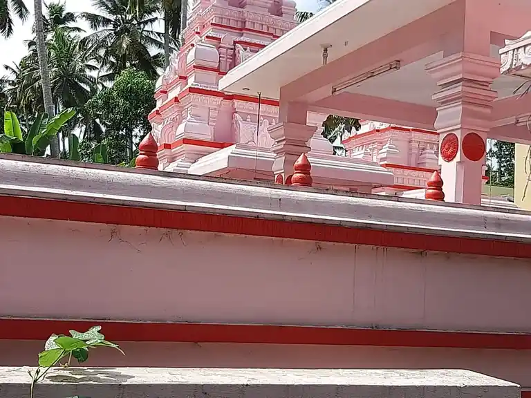 Arulmigu Essakkiyamman Temple, Painkulam, Amsi - 629173 அருள்மிகு இசக்கியம்மன் திருக்கோயில், Painkulam, Amsi - 629173, Kanyakumari - Ancient Temple Architecture and History Image 2