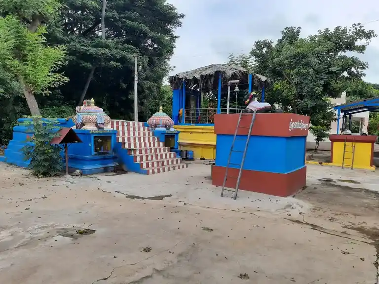 Arulmigu Eswaran Sagiliandavar Temple, Valadi, Puthukudi - 621601 Temple