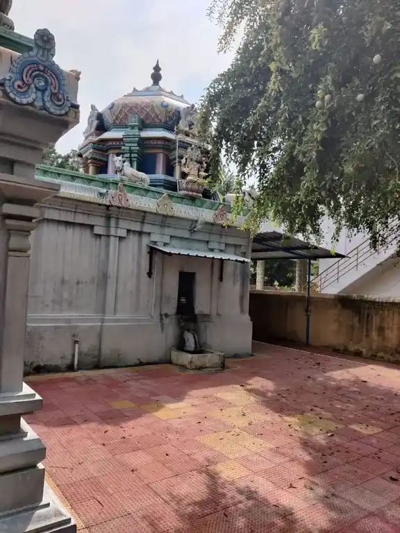 Arulmigu Eswaran Temple, Malaiyappanallur - 612401 Arulmigu Eswaran Temple, Malaiyappanallur - 612401, Thanjavur - Ancient Temple Architecture and History Image 2