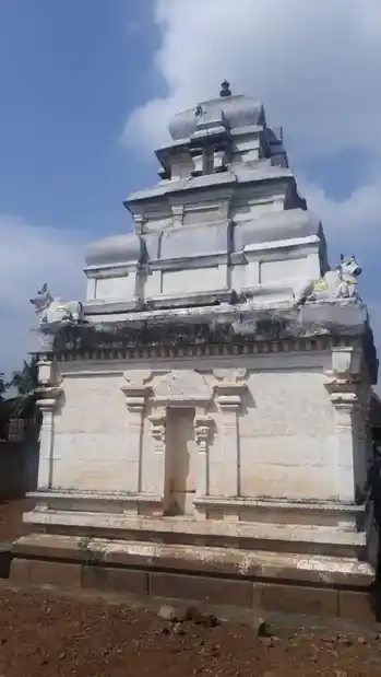 Arulmigu Eswaran Temple, Maraparai - 637410 அருள்மிகு ஈஸ்வரன் திருக்கோயில், Maraparai - 637410, Namakkal - Ancient Temple Architecture and History Image 5