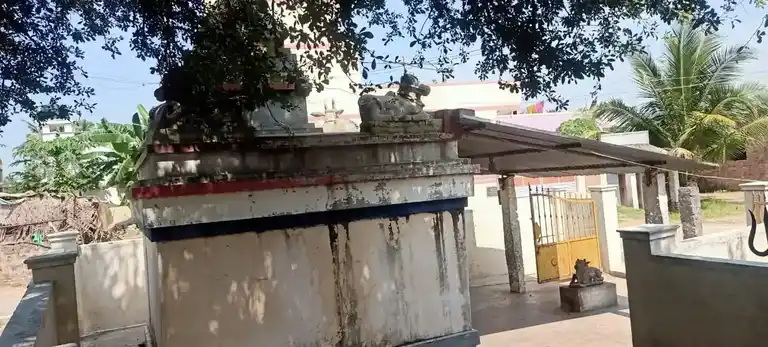 Arulmigu Eswaran Temple, Moranahalli, Panagamuttlu - 635106 அருள்மிகு ஈஸ்வரன் திருக்கோயில், மோரனஅள்ளி, சாப்பர்த்தி - 635106, Krishnagiri - Ancient Temple Architecture and History Image 5