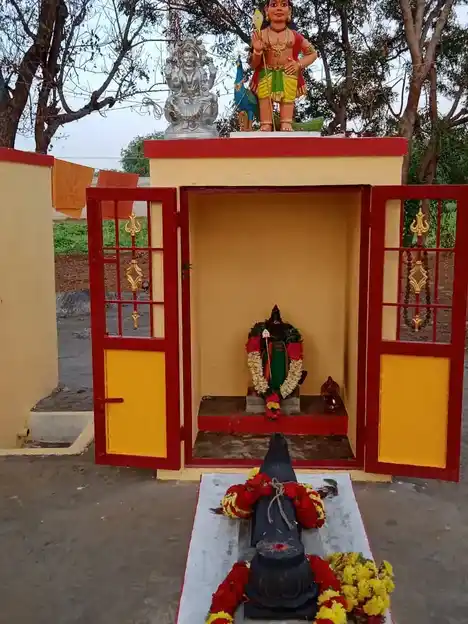 Arulmigu Eswaran Temple, Pulikkarai - 636808 அருள்மிகு செல்லியம்மன், ஈஸ்வரர், பெருமாள் திருக்கோயில், Pulikkarai - 636808, Dharmapuri - Ancient Temple Architecture and History Image 3