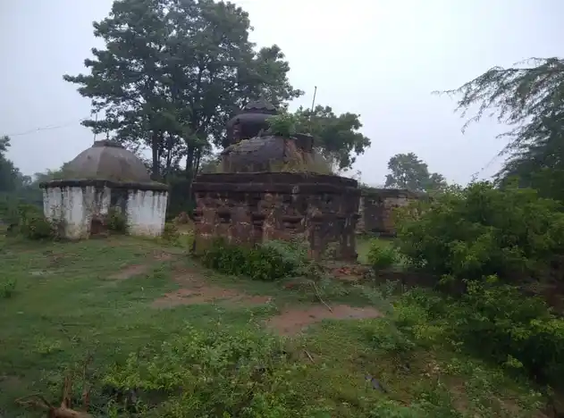 Arulmigu Eswararan Temple, Suriyamanal - 621802 அருள்மிகு ஈஸ்வரன் திருக்கோயில், சூரியமணல் - 621802, Ariyalur - Ancient Temple Architecture and History Image 4