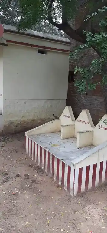 Arulmigu Eswran Temple, Madakulam - 625003 ஈஸ்வரன் திருக்கோயில், Madakulam - 625003, Madurai - Ancient Temple Architecture and History Image 5