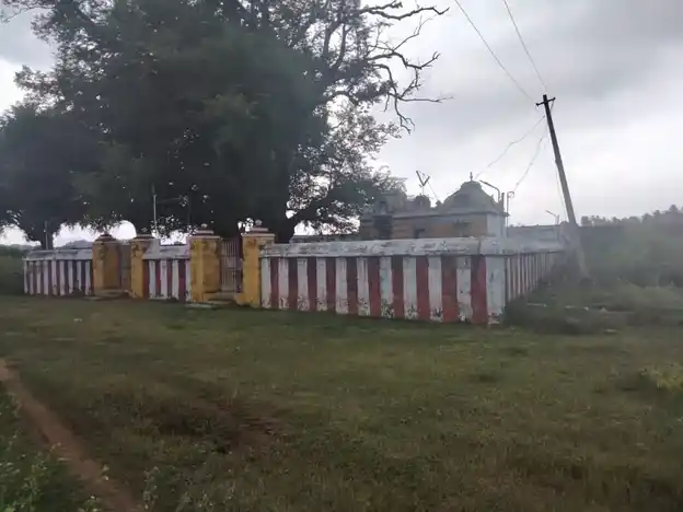 Arulmigu Ettikulam Ayyanar Temple, Natham, Aavichipatty - 624404 அருள்மிகு எட்டிக்குளம் அய்யனார் திருக்கோயில், நத்தம், ஆவிச்சிப்பட்டி - 624404, Dindigul - Ancient Temple Architecture and History Image 3