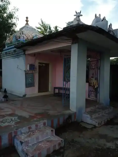 Arulmigu Ettimadaikkalam Karuppusamy Temple, Vaiyampatti - 621307
