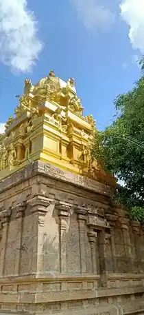 Arulmigu Gajendira Varadaraja Perumal Temple, Agaram - 635804 அருள்மிகு கஜேந்திர வரதராஜ பெருமாள் திருக்கோயில், அகரம் - 635804, Vellore - Ancient Temple Architecture and History Image 3