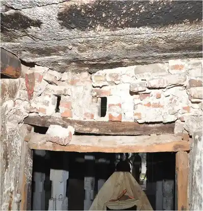 Arulmigu Gajendira Varadaraja Perumal Temple, Vazhapanthal - 632318 அருள்மிகு கஜேந்திர வரதராஜப் பெருமாள் திருக்கோயில், வாழைப்பந்தல், கலவை வட்டம் - 632318, Ranipet - Ancient Temple Architecture and History Image 5