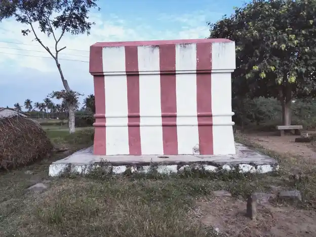 Arulmigu Gangadeeshwarar Temple, Pattalahalli - 636808 அருள்மிகு கங்காதீஸ்வரர் திருக்கோயில், Pattalahalli - 636808, Dharmapuri - Ancient Temple Architecture and History Image 2