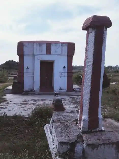 Arulmigu Gangadeeshwarar Temple, Pattalahalli - 636808 அருள்மிகு கங்காதீஸ்வரர் திருக்கோயில், Pattalahalli - 636808, Dharmapuri - Ancient Temple Architecture and History Image 3