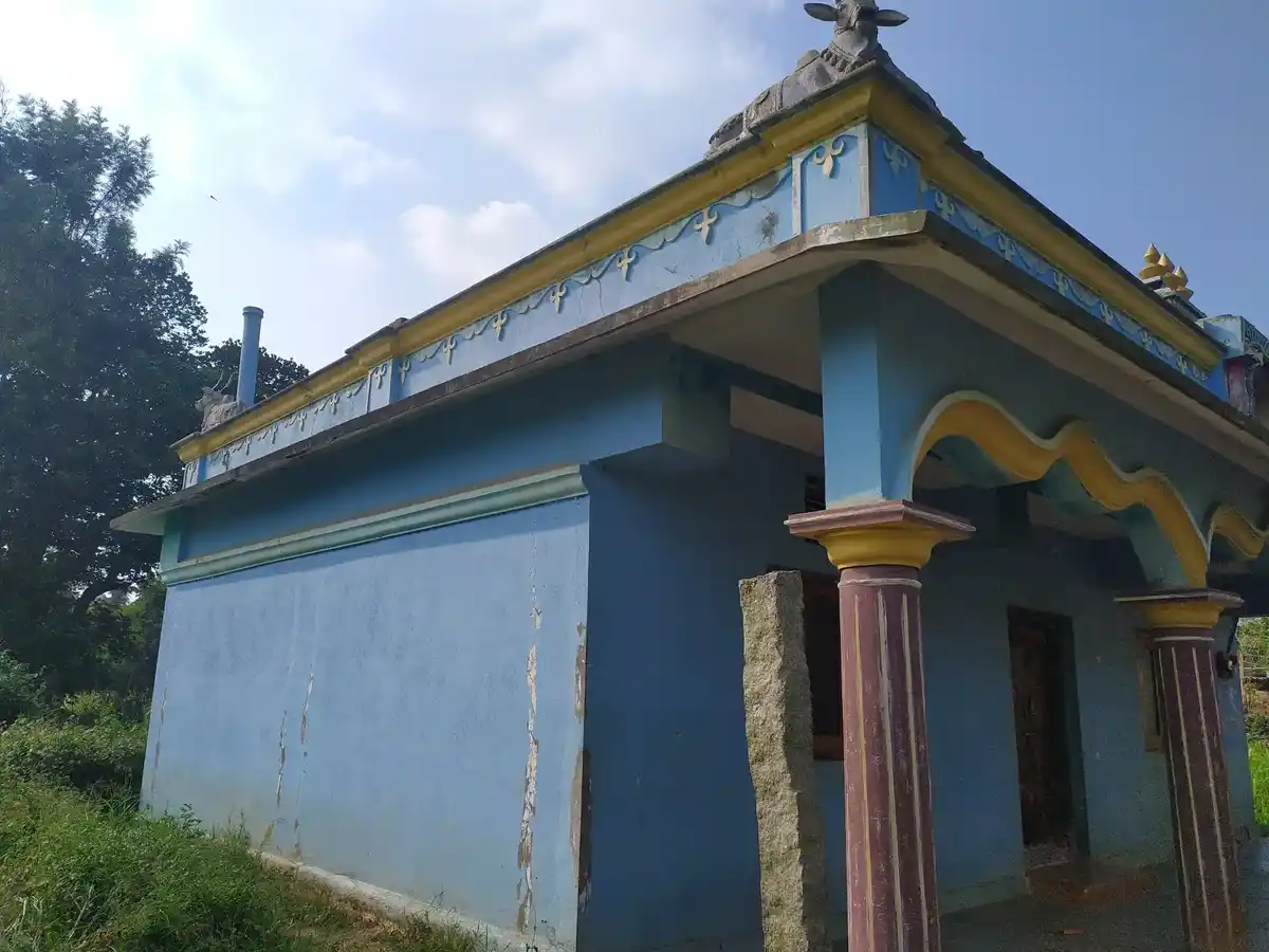 Arulmigu Gangadevar Temple, Muthnahalli - 635107 அருள்மிகு கங்காதேவர் திருக்கோயில், Muthnahalli - 635107, Krishnagiri - Ancient Temple Architecture and History Image 3