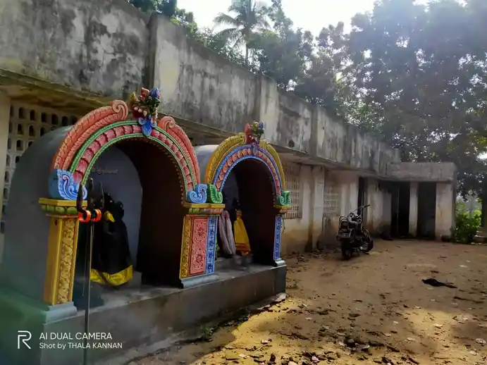 Arulmigu Gangai Muthumariamman Temple, Keelakarai - 608304 அருள்மிகு கங்கைமுத்து மாரியம்மன் திருக்கோயில், Keelakarai - 608304, Cuddalore - Ancient Temple Architecture and History Image 7