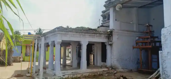 Arulmigu Gangaiamman Temple, Seegalapalli - 635121 Arulmigu Gangaiamman Temple, சிகரலப்பள்ளி - 635121, Krishnagiri - Ancient Temple Architecture and History Image 3