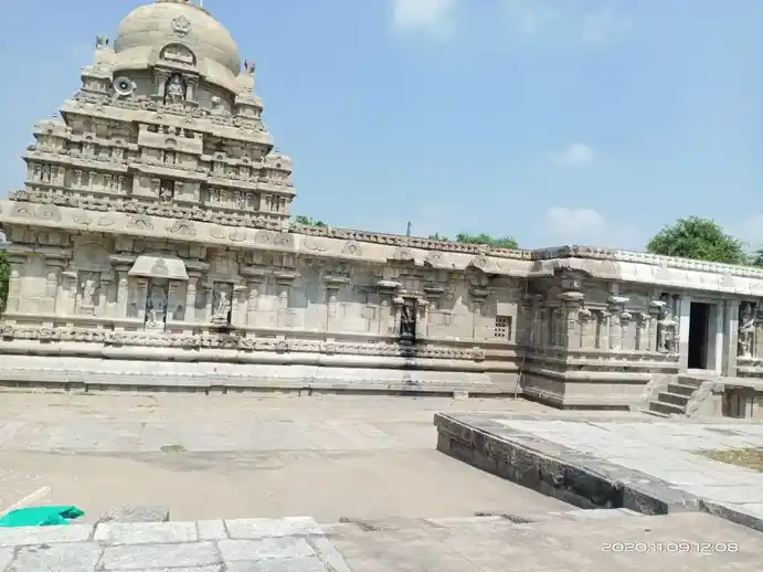Arulmigu Gangaikonda Sozharesarar Temple, Kozhamanthal - 604407 Arulmigu Gangaikonda Sozharesarar Temple, Kozhamanthal - 604407, Tiruvannamalai - Ancient Temple Architecture and History Image 4
