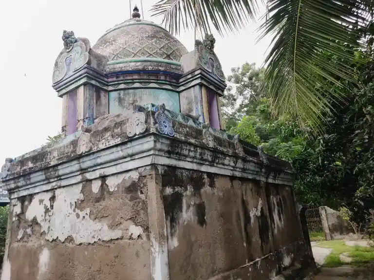 Arulmigu Gangalanatha Swami Temple, Sirupulioor - 609403 அருள்மிகு கங்களாநாதசுவாமி திருக்கோயில், Sirupulioor - 609403, Thiruvarur - Ancient Temple Architecture and History Image 5
