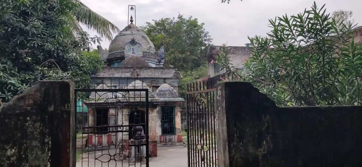 Arulmigu Gangalanatha Swami Temple, Sirupulioor - 609403 அருள்மிகு கங்களாநாதசுவாமி திருக்கோயில், Sirupulioor - 609403, Thiruvarur - Ancient Temple Architecture and History Image 7