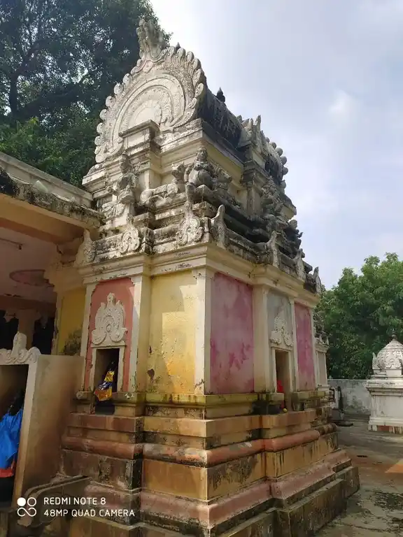 Arulmigu Gangaparameswari Temple, Umaiyalpathi - 609109 அருள்மிகு கங்காபரமேஸ்வரி திருக்கோயில், Sirkazhi - 609109, Mayiladuthurai - Ancient Temple Architecture and History Image 3