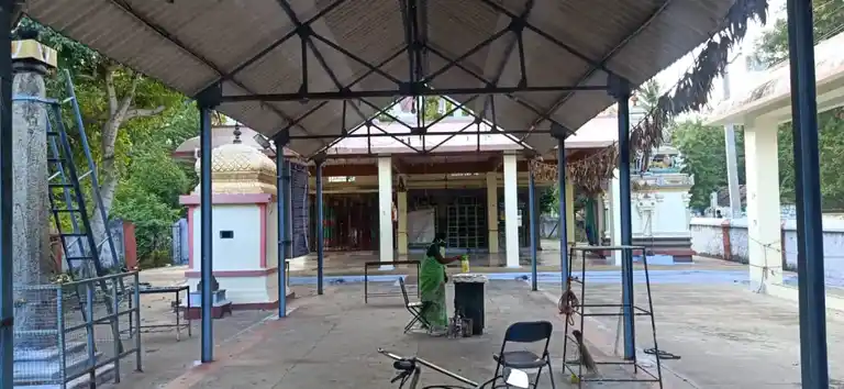 Arulmigu Genesher Anjaneyar Varatharajer Temple, Chennapark, Mettur Dam - 636401