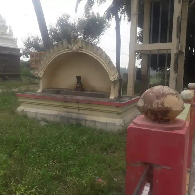 Arulmigu Gengaiamman Temple, Kilampadi - 632511 அருள்மிகு கங்கையம்மன் திருக்கோயில், கிளாம்பாடி - 632511, Ranipet - Ancient Temple Architecture and History Image 3