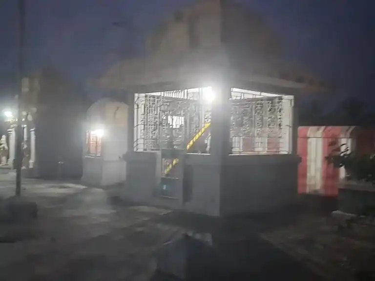 Arulmigu Gnanaprasannimbigai Kalatheeswarar Temple, Nergundram - 601204 அருள்மிகு ஞானப்பிரசன்னாம்பிகை காளத்தீஸ்வரர் திருக்கோயில், நெற்குன்றம் - 601204, Tiruvallur - Ancient Temple Architecture and History Image 2