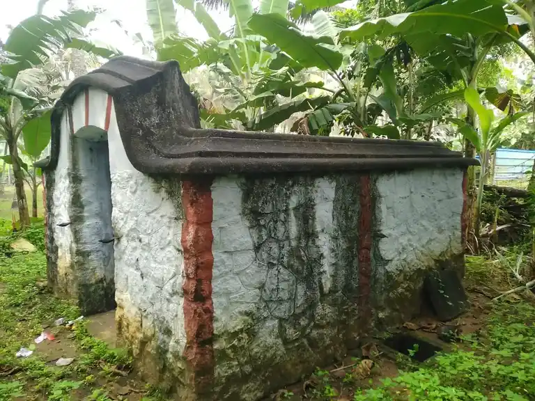 Arulmigu Gnarakkuzhi Sastha Temple, Puliyoorkurichi - 629175 Arulmigu Gnarakkuzhi Sastha Temple, Puliyoorkurichi - 629175, Kanyakumari - Ancient Temple Architecture and History Image 2