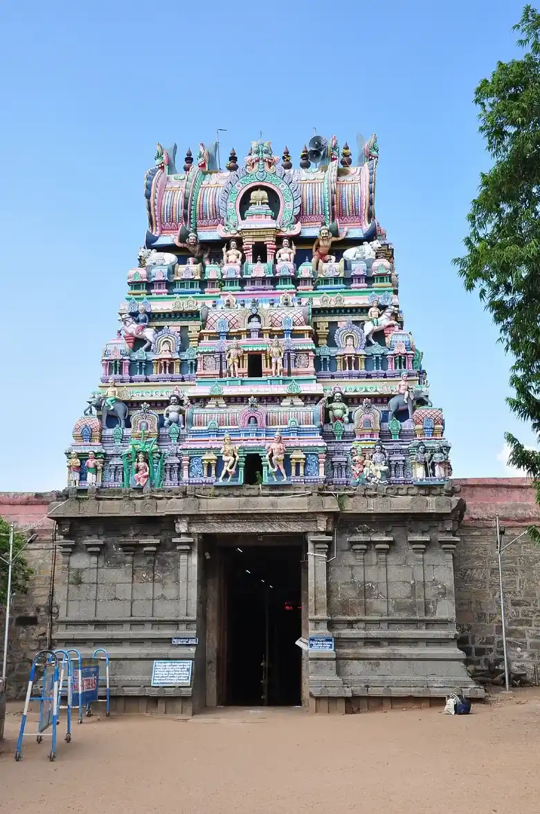 Arulmigu Gneeliwaneswarar Temple, Thiruppanjeeli, Thiruppanjeeli - 621005 அருள்மிகு ஞீலிவனேஸ்வரர் திருக்கோயில், திருப்பைஞ்ஞீலி, Thiruppanjeeli - 621005, Thiruchirappalli - Ancient Temple Architecture and History Image 5
