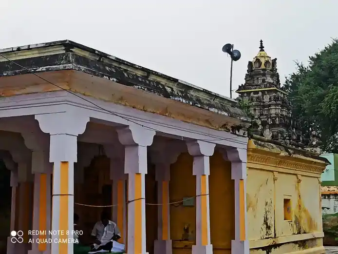 Arulmigu Gobal Setti Kattalai Senrayaperumal Temple, Palaiyam Arani - 632301 அருள்மிகு கோபால்செட்டி கட்டளையுடன் இணைந்த சென்றாயபெருமாள் திருக்கோயில், Palaiyam Arani - 632301, Tiruvannamalai - Ancient Temple Architecture and History Image 2