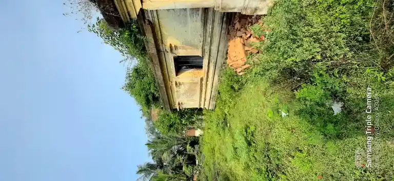 Arulmigu Gobalakrishanaperumal Temple, Kadakkam - 609205 அருள்மிகு கோபாலகிருஷ்ணப் பெருமாள் திருக்கோயில், கடக்கம் - 609205, Mayiladuthurai - Ancient Temple Architecture and History Image 2