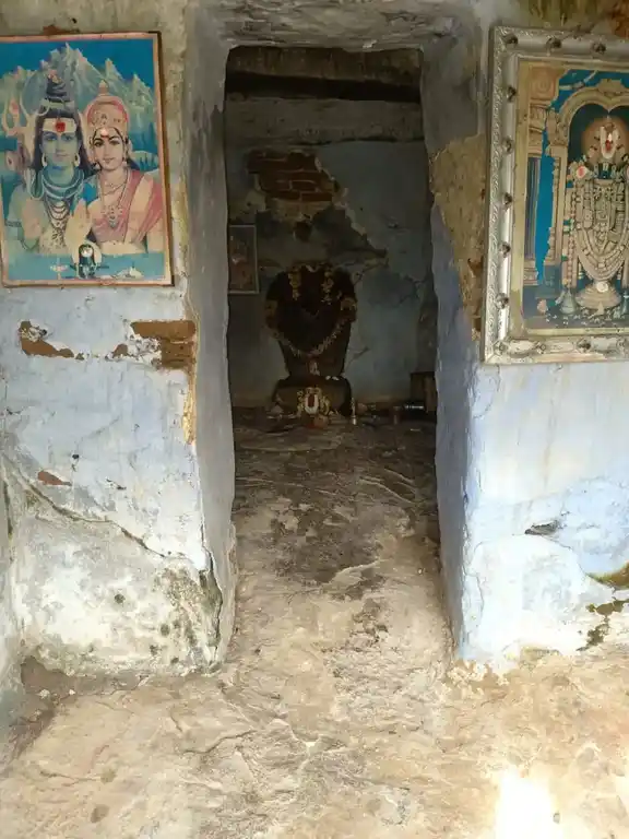 Arulmigu Gobinathaswamy Temple, Elumichanahalli - 636808