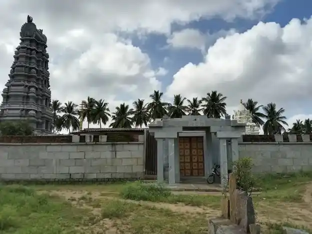 Arulmigu Godhandaramar Temple, Veppanappalli, Boothimudlu - 635121 அருள்மிகு கோதண்டராமர் திருக்கோயில், Veppanappalli, Boothimudlu - 635121, Krishnagiri - Ancient Temple Architecture and History Image 2