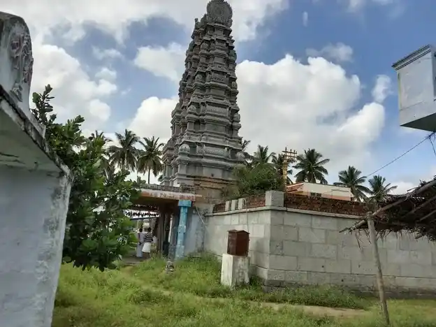 Arulmigu Godhandaramar Temple, Veppanappalli, Boothimudlu - 635121 அருள்மிகு கோதண்டராமர் திருக்கோயில், Veppanappalli, Boothimudlu - 635121, Krishnagiri - Ancient Temple Architecture and History Image 4