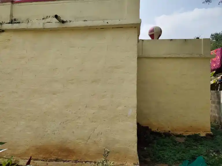 Arulmigu Gopala @ Krishnaswamy Temple, Mugalapalle - 635105 Arulmigu Gopala @ Krishnaswamy Temple, Mugalapalle - 635105, Krishnagiri - Ancient Temple Architecture and History Image 3