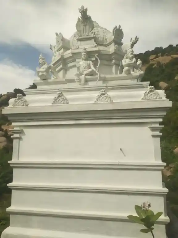 Arulmigu Gopinadhaswamy Temple, Annamalaihalli - 636808 அருள்மிகு கோபிநாதசாமி திருக்கோயில், Annamalaihalli - 636808, Dharmapuri - Ancient Temple Architecture and History Image 4