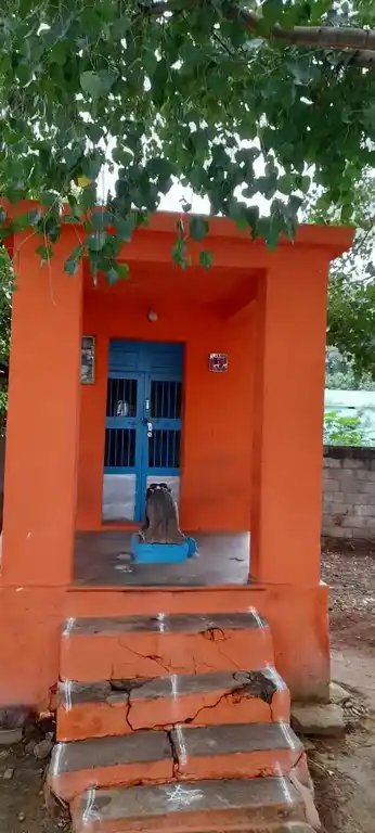 Arulmigu Gopuramudaiya Sastha Temple, Ilathoor - 627809 Temple