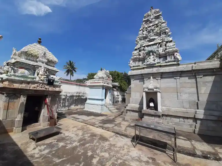 Arulmigu Gothiswarar Temple, Naduvacheri, Naduvacheri - 641654 Arulmigu Gothiswarar Temple, Naduvacheri, Naduvacheri - 641654, Tiruppur - Ancient Temple Architecture and History Image 11