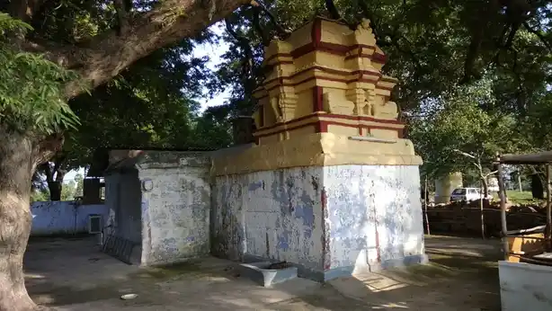 Arulmigu Goundappar Temple, Paraivalasu - 624619 அருள்மிகு கவுண்டப்பர் திருக்கோயில், பாறைவலசு - 624619, Dindigul - Ancient Temple Architecture and History Image 4