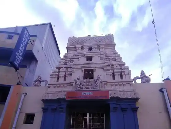 Arulmigu Govindaraja Perumal Temple, Komaleeswarar Pet, Chennai - 600002 அருள்மிகு கோவிந்தராஜப் பெருமாள் திருக்கோயில், கோமளீஸ்வரர் பேட்டை, சென்னை - 600002, Chennai - Ancient Temple Architecture and History Image 4