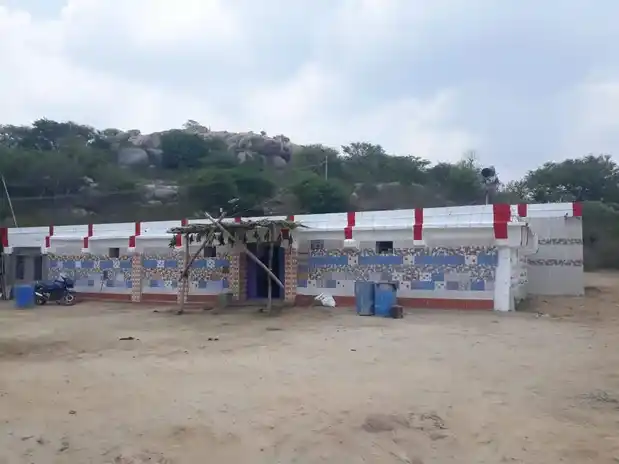 Arulmigu Govindhapalli Thimmarayaswamy Temple, Ratnagiri - 635113 Arulmigu Govindhapalli Thimmarayaswamy Temple, Ratnagiri - 635113, Krishnagiri - Ancient Temple Architecture and History Image 2